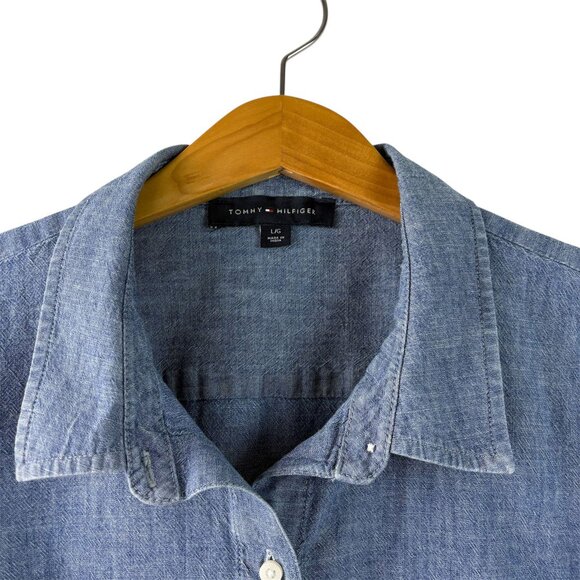 Tommy Hilfiger Women’s Denim Chambray Button-Down Shirt – Sz L – Classic Casual - Picture 4 of 13